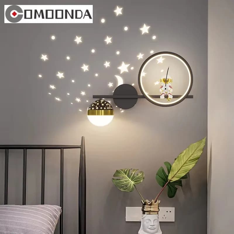 Proyector de estrellas para decoración del hogar, lámpara LED de pared con cuerpo de Metal, estilo espacial, candelabro para niños, luz de resina,